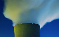 (c) A9999-DB-Thomas-Einberger, Greenpeace/APA Kühlturm eines Atomkraftwerks