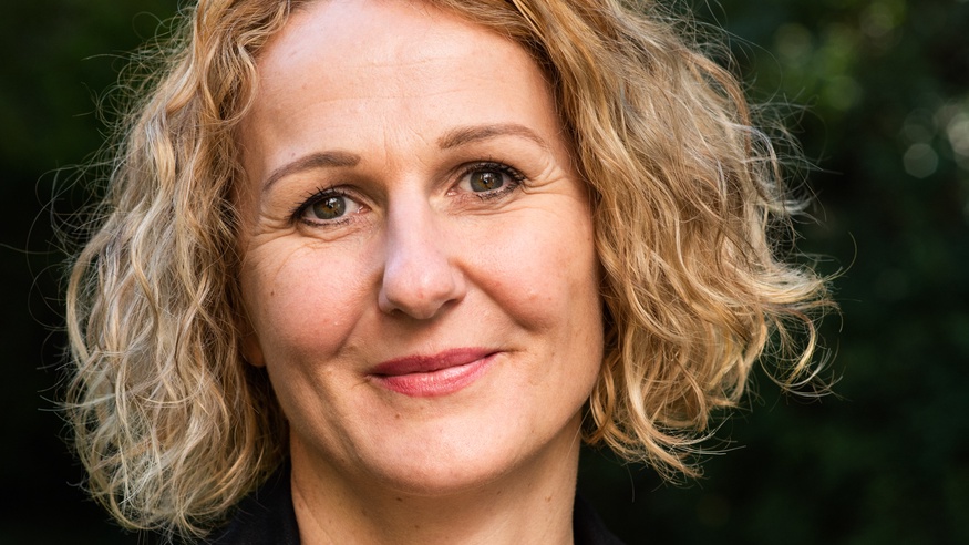 Sabine T. Köszegi
