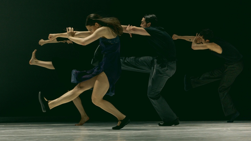 Festspielhaus St. Pölten: Ballet BC_Triple Bill_Obsidian by Bobbi Jene Smith and Or Schraiber 