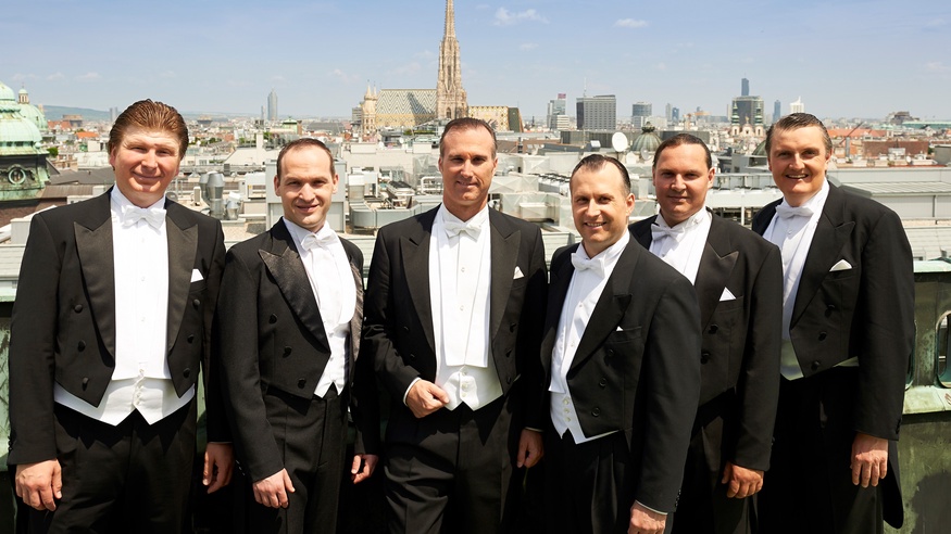 WIENER COMEDIAN HARMONISTS © MICHAEL POEHN Wiener Comedian Harmonists