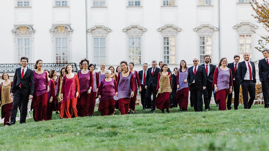 CHORUS SINE NOMINE (C) THERESA PEWAL Chorus sine nomine