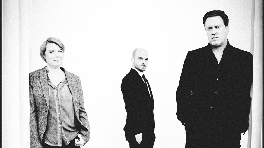 v.l.n.r. Tamara Metelka, Nikolai Tunkowitsch und Nicholas Ofczarek   