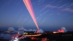 Startrails with Laser © Peter Habison Startrails with Laser