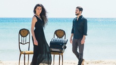 Andrioli Rachele und Nigro Rocco © Francesco Torricelli Andrioli Rachele und Nigro Rocco am Strand