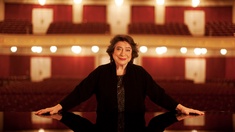Elisabeth Leonskaja © Julia Wesely Porträt von Elisabeth Leonskaja