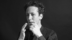 Albin Paulus © Paul Bauer Albin Paulus mit Maultrommel.