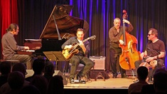 Joschi Schneeberger Quartett © Claudia Kruppa Joschi Schneeberger Quartett mit ihren Instrumenten
