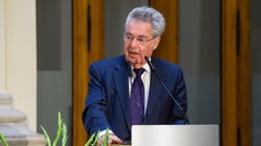 Heinz Fischer © ORF/Thomas Jantzen Heinz Fischer am Rednerpult