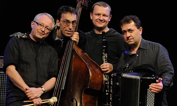 (C) MAX MOSER klezmer reloaded extended