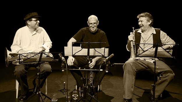 Bild von Trio Albtrieb Trio auf der Bühne