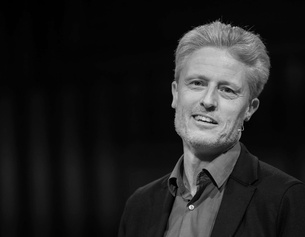 Florian Scheuba © Stefan Panfili Porträt von Florian Scheuba