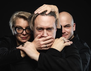 (C) NADINE PONCIONI v.l.n.r. Tamara Metelka, Nicholas Ofczarek, Nikolai Tunkowitsch